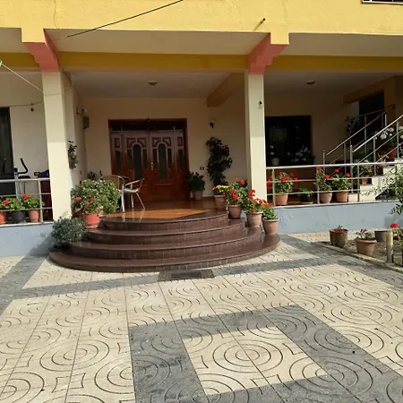 Guest House-vila Ameli *