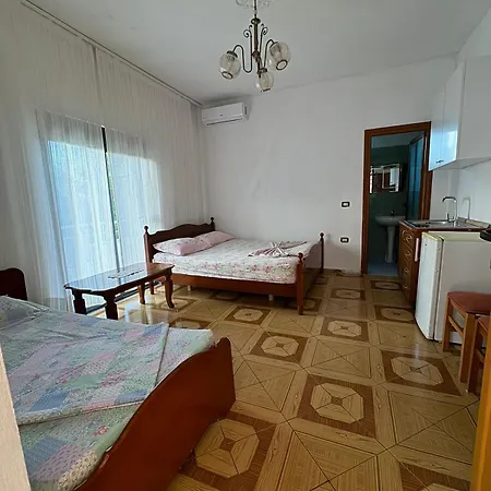Guest House-vila Ameli *